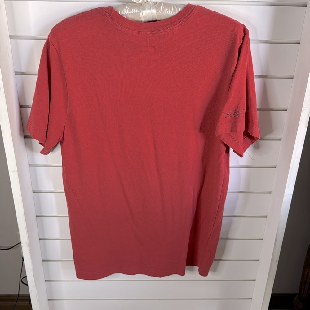 Nike Men's Red Air Graphic Tee - Picture 4 of 4